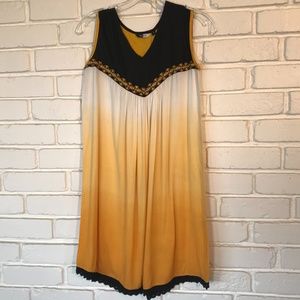 Sleevesless Gold White & Black Tunic/Dress